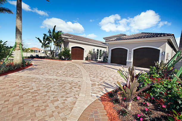 Best Driveway Pavers Contractor  in Edwards, MS